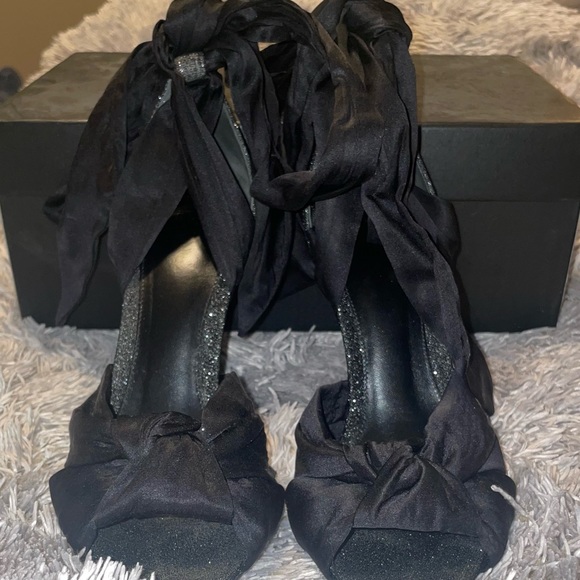 Alexander Birman strappy heels - Picture 6 of 6